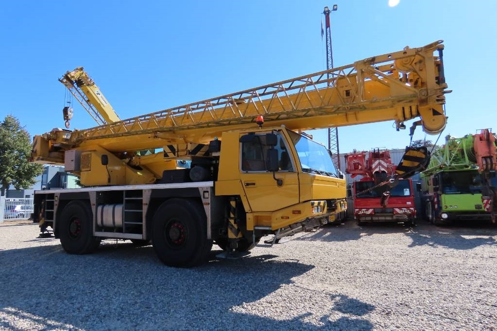 Tadano Faun ATF 40G-2  - All terrain crane: picture 2 Tadano Faun ATF 40G-2  - All terrain crane: picture 2