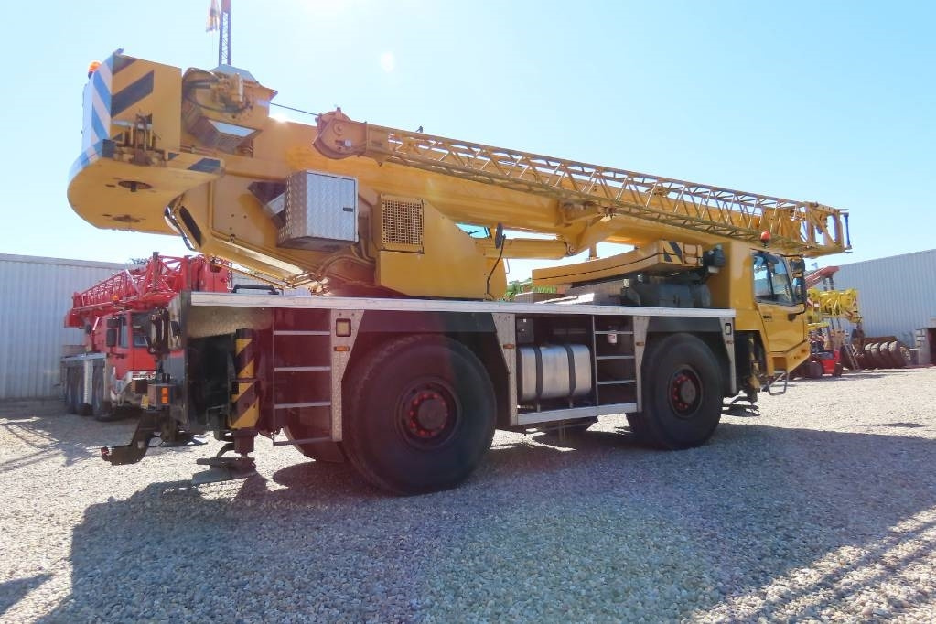 Tadano Faun ATF 40G-2  - All terrain crane: picture 3 Tadano Faun ATF 40G-2  - All terrain crane: picture 3