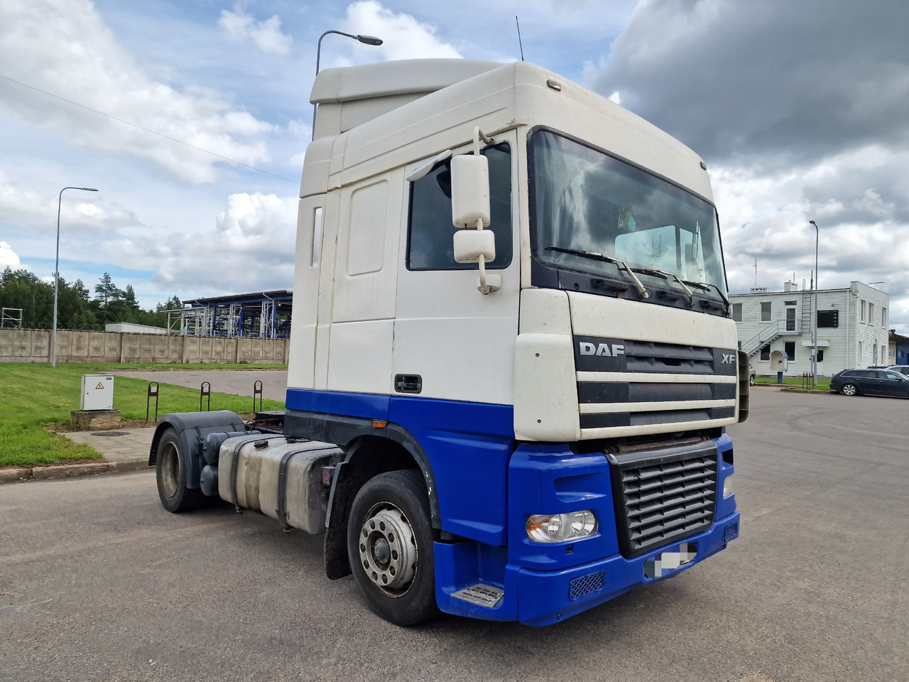 DAF 95.430 XF Euro2 manual - Tractor truck: picture 1 DAF 95.430 XF Euro2 manual - Tractor truck: picture 1