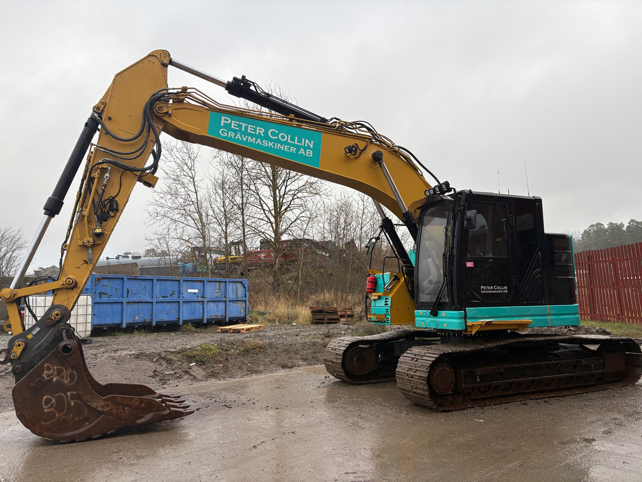 CAT 325FLCR - Excavator: picture 1 CAT 325FLCR - Excavator: picture 1
