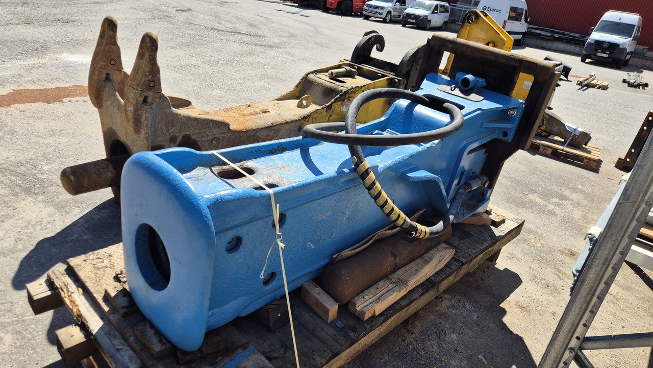 Krupp HM2100 - Construction equipment: picture 1 Krupp HM2100 - Construction equipment: picture 1