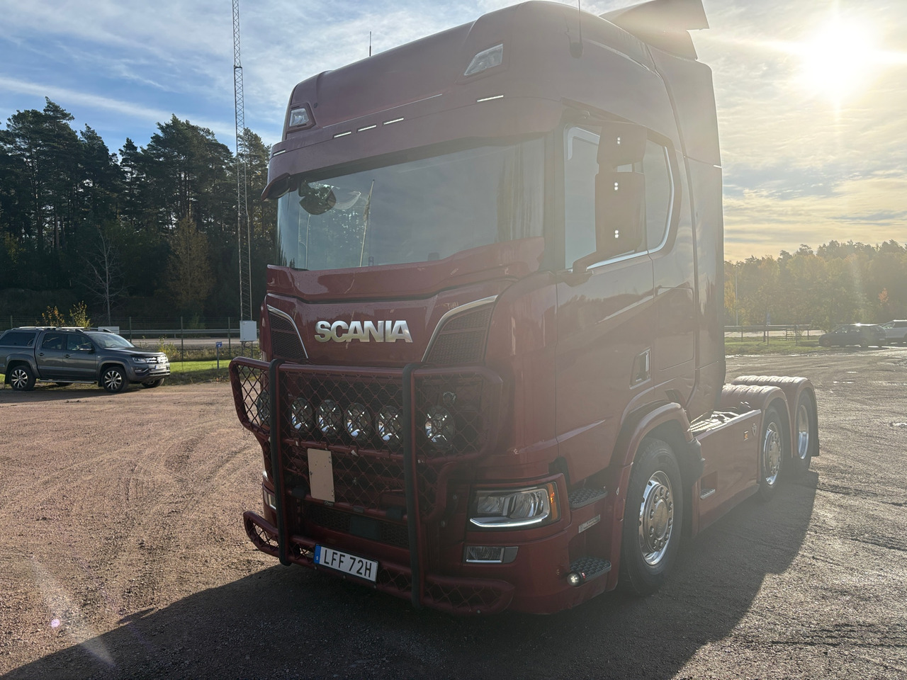 Scania R590 6x2 - Tractor truck: picture 1 Scania R590 6x2 - Tractor truck: picture 1