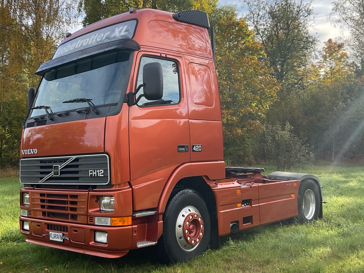 Volvo FH-12, 420hk - Tractor truck: picture 1 Volvo FH-12, 420hk - Tractor truck: picture 1