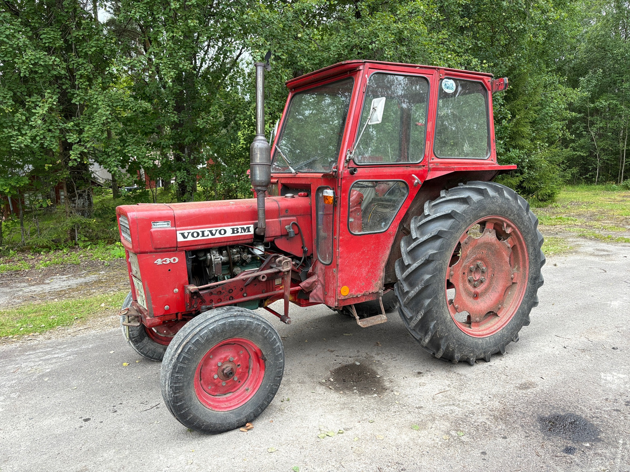 Volvo BM T 430 - Farm tractor: picture 1 Volvo BM T 430 - Farm tractor: picture 1