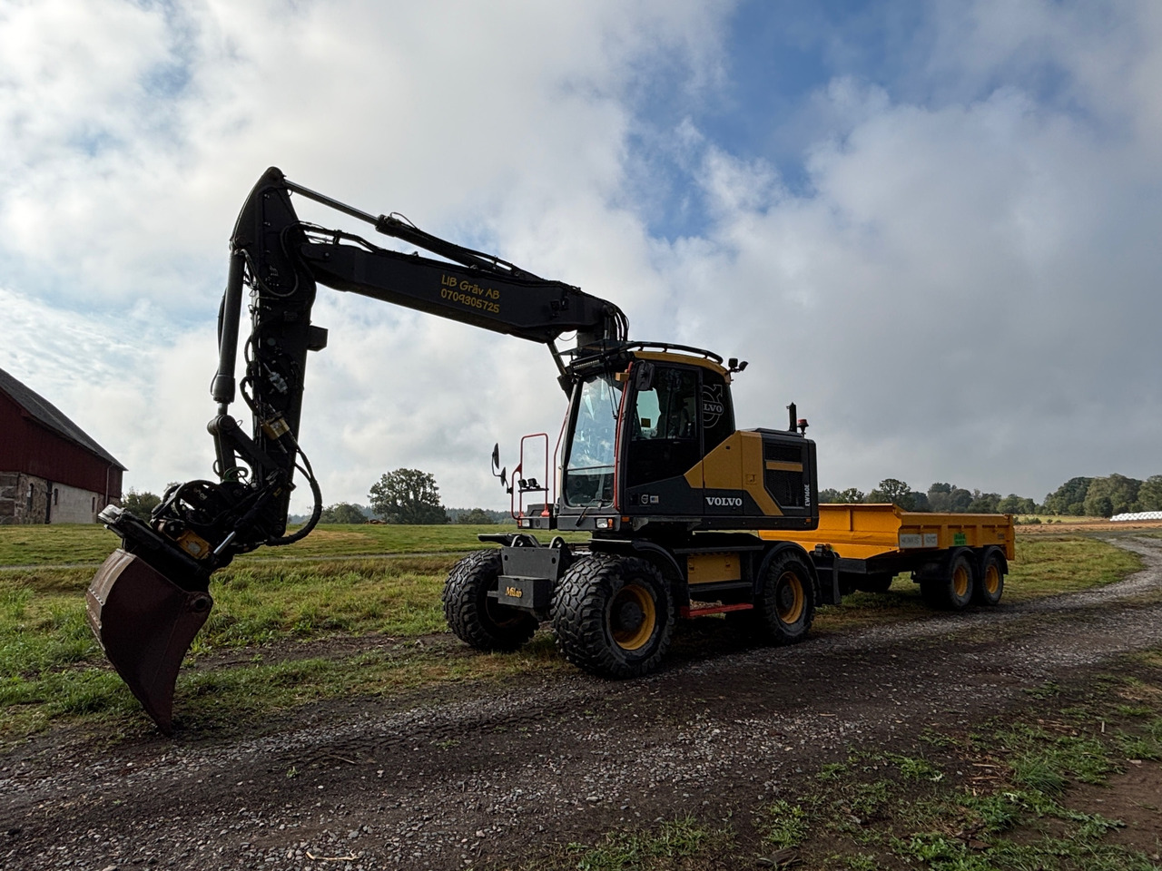 Volvo EW160E - Excavator: picture 1 Volvo EW160E - Excavator: picture 1