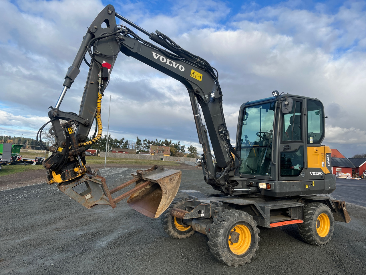 Volvo EW60E - Excavator: picture 1 Volvo EW60E - Excavator: picture 1