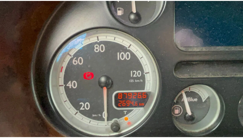 DAF CF 85.410 Schuifzijlen wagen 6x2 Daf CF85 - Box truck: picture 5 DAF CF 85.410 Schuifzijlen wagen 6x2 Daf CF85 - Box truck: picture 5