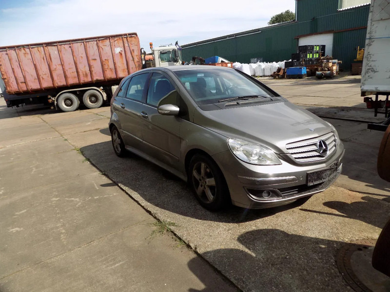 Mercedes-Benz B-Klasse 200 CDI - Car: picture 1 Mercedes-Benz B-Klasse 200 CDI - Car: picture 1