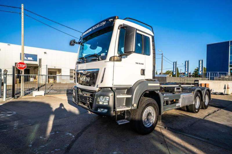 MAN TGS 33.430 BL - Hook lift truck: picture 1 MAN TGS 33.430 BL - Hook lift truck: picture 1