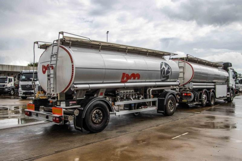 Magyar MAGYAR INOX 17.700L-6COMP - Tanker trailer: picture 1 Magyar MAGYAR INOX 17.700L-6COMP - Tanker trailer: picture 1