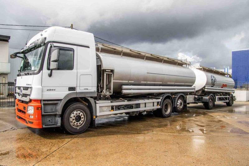 Magyar MAGYAR INOX 17.700L-6COMP - Tanker trailer: picture 3 Magyar MAGYAR INOX 17.700L-6COMP - Tanker trailer: picture 3