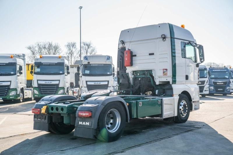 MAN TGX 18.460 XLX BLS -INTARDER-ADR - Tractor truck: picture 4 MAN TGX 18.460 XLX BLS -INTARDER-ADR - Tractor truck: picture 4