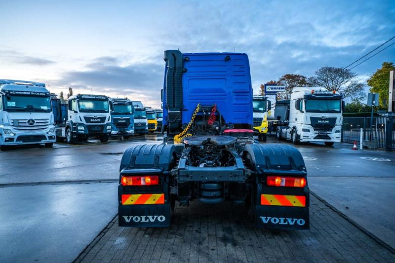 Volvo FM 420 +KIPHYDR. - Tractor truck: picture 5 Volvo FM 420 +KIPHYDR. - Tractor truck: picture 5