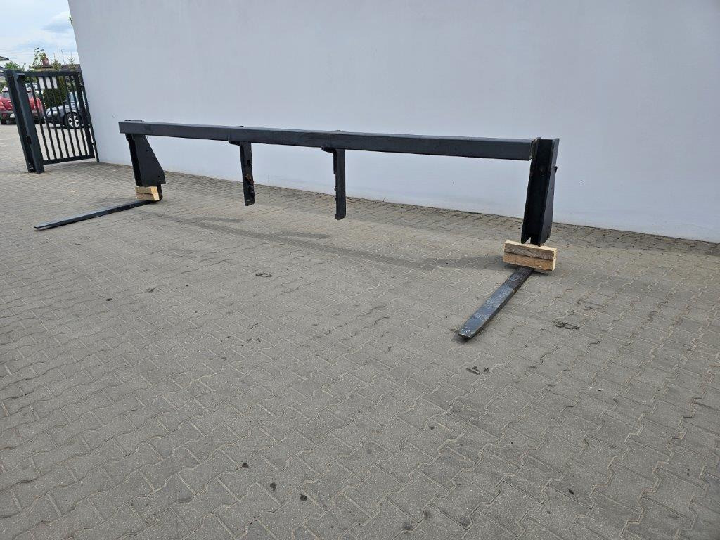 Baumann Langguttraverse - Attachment for Material handling equipment: picture 2 Baumann Langguttraverse - Attachment for Material handling equipment: picture 2