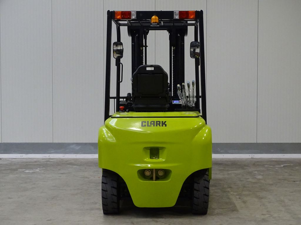 Clark GEX50 - Electric forklift: picture 5 Clark GEX50 - Electric forklift: picture 5