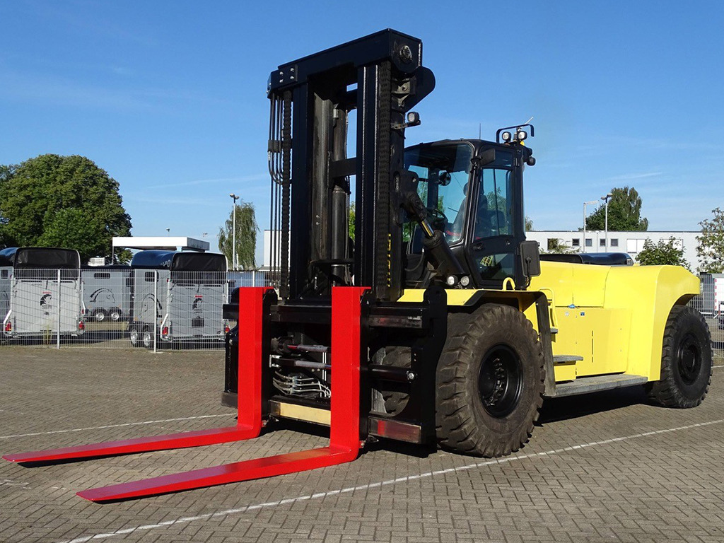Hyster H32XM-12 - Diesel forklift: picture 1 Hyster H32XM-12 - Diesel forklift: picture 1