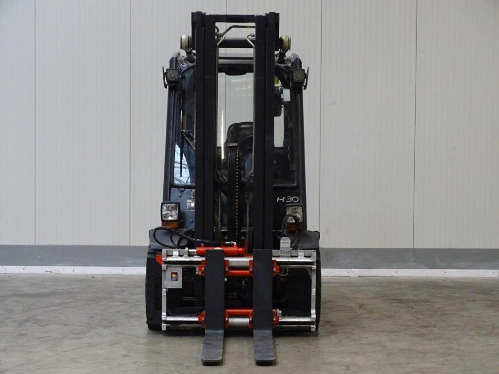 Diesel forklift Linde H30D - TRIPLEX: picture 6