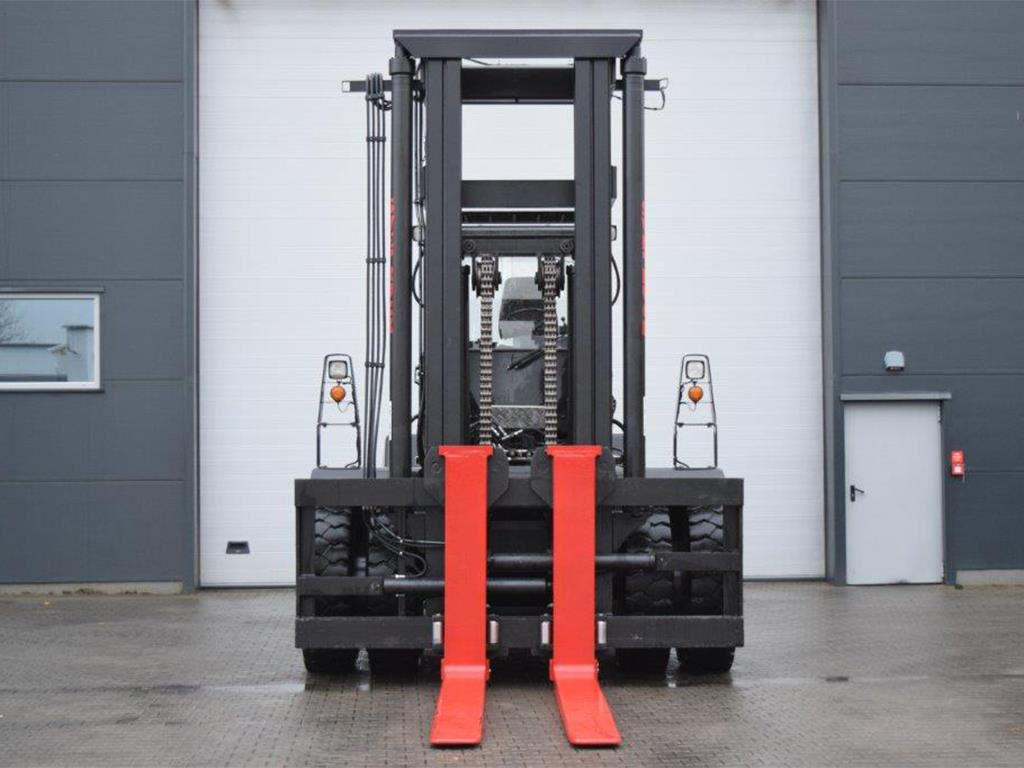 Svetruck 28120-45 - FREIHUB - Diesel forklift: picture 4 Svetruck 28120-45 - FREIHUB - Diesel forklift: picture 4