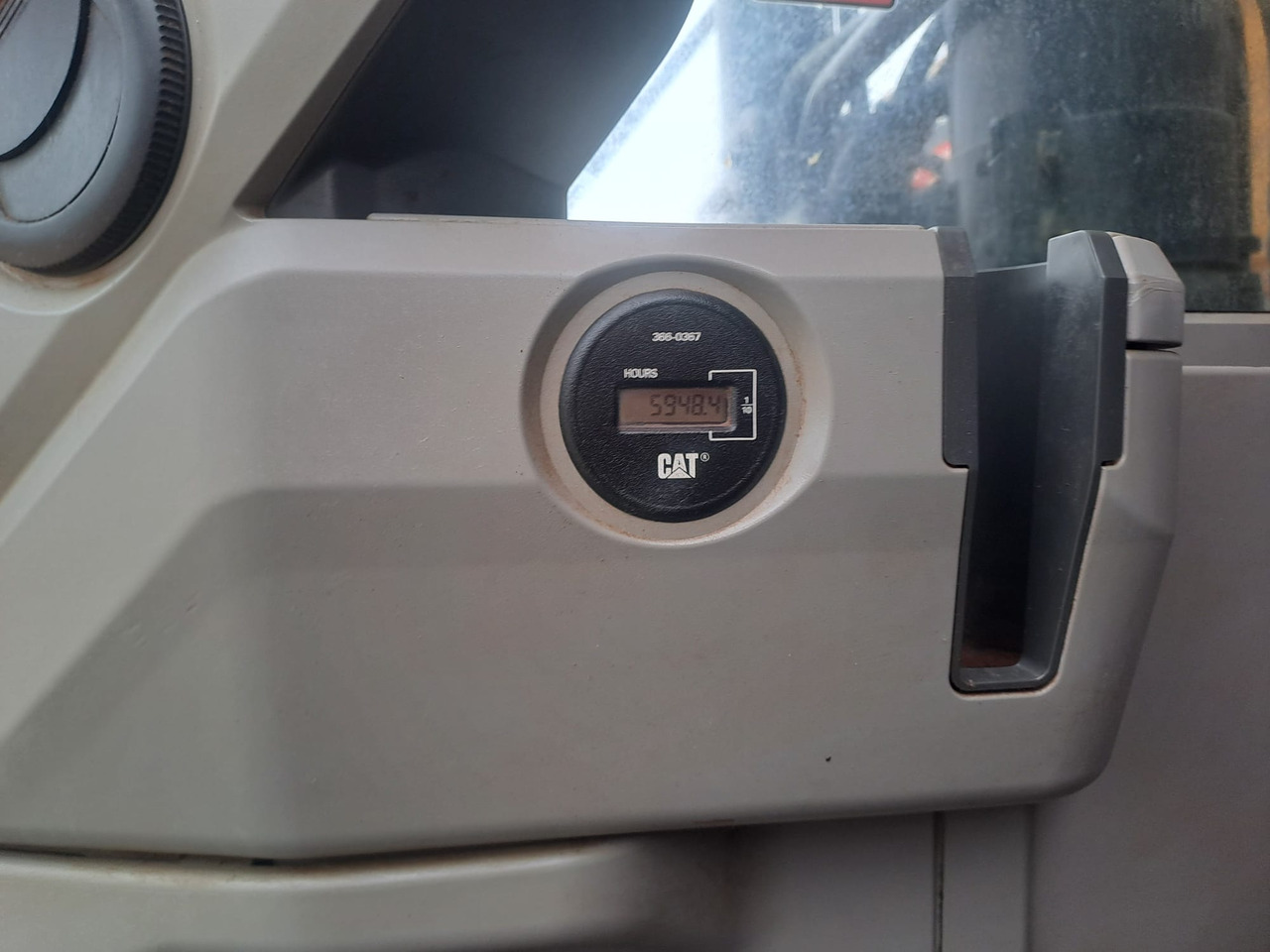 Crawler excavator CATERPILLAR 323FLN IHC: picture 14 Crawler excavator CATERPILLAR 323FLN IHC: picture 14