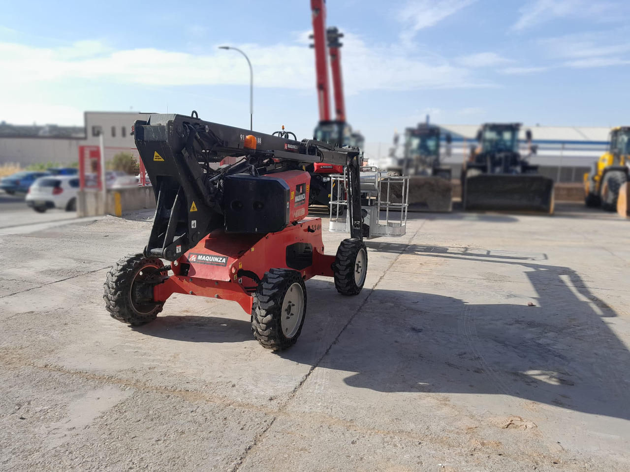 MANITOU MAN GO 12 - Articulated boom: picture 3 MANITOU MAN GO 12 - Articulated boom: picture 3