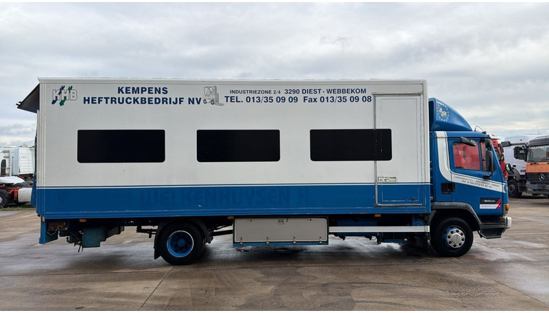 DAF 45 ATI 150 (BELGIAN TRUCK / STEEL SUSP. / LAMES / PERFECT CONDITION / LIFT) - Box truck: picture 3 DAF 45 ATI 150 (BELGIAN TRUCK / STEEL SUSP. / LAMES / PERFECT CONDITION / LIFT) - Box truck: picture 3