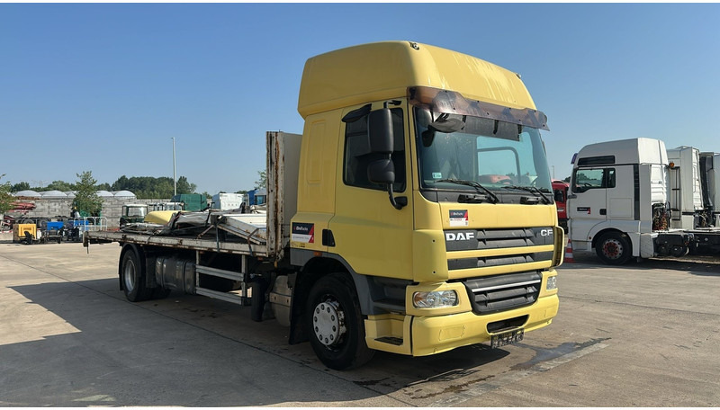DAF 75 CF 310 (GOOD CONDITION / POSSIBLE AS BOX WITH CURTAIN / BONNE ETAT) - Dropside/ Flatbed truck: picture 3 DAF 75 CF 310 (GOOD CONDITION / POSSIBLE AS BOX WITH CURTAIN / BONNE ETAT) - Dropside/ Flatbed truck: picture 3