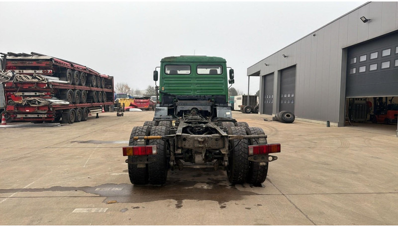 MAN 26.314 (STEEL SUSP. / LAMES / BIG AXLE / MANUAL PUMP / POMPE MANUELLE) - Cab chassis truck: picture 5 MAN 26.314 (STEEL SUSP. / LAMES / BIG AXLE / MANUAL PUMP / POMPE MANUELLE) - Cab chassis truck: picture 5