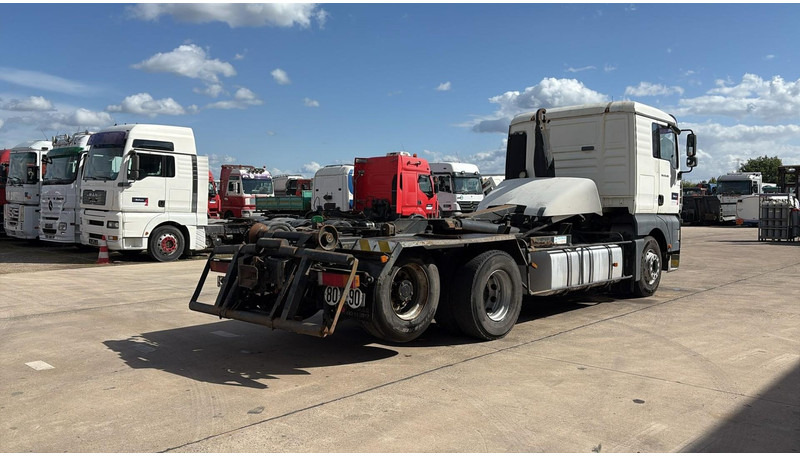 MAN TGA 28.480 (MANUAL PUMP / POMPE MANUELLE / BOITE MANUAL / MANUAL GEARBOX) - Cab chassis truck: picture 4 MAN TGA 28.480 (MANUAL PUMP / POMPE MANUELLE / BOITE MANUAL / MANUAL GEARBOX) - Cab chassis truck: picture 4