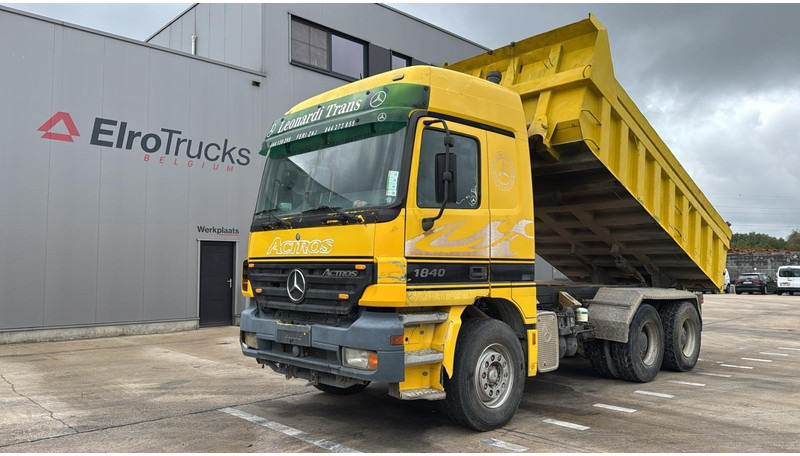 Mercedes-Benz ACTROS 2640 (EPS / LAMES / GRAND PONT / 6X4 / 3 PEDALES) - Tipper: picture 1 Mercedes-Benz ACTROS 2640 (EPS / LAMES / GRAND PONT / 6X4 / 3 PEDALES) - Tipper: picture 1