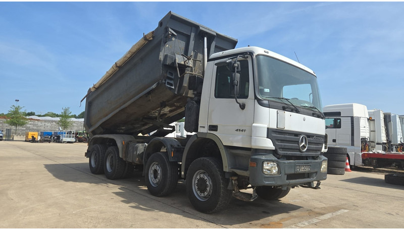 Mercedes-Benz Actros 4141 (EPS / 8X6 / GRAND PONT / BIG AXLE / LAMES / STEEL / V6) - Tipper: picture 3 Mercedes-Benz Actros 4141 (EPS / 8X6 / GRAND PONT / BIG AXLE / LAMES / STEEL / V6) - Tipper: picture 3