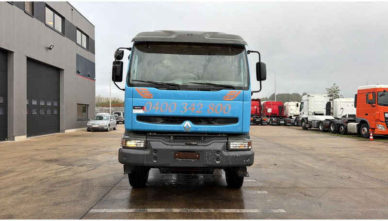 Renault KERAX 420 (LAMES / GRAND PONT / STEEL SUSP. / BIG AXLE / MANUAL GEARBOX / BOITE MANUELLE) - Cab chassis truck: picture 2 Renault KERAX 420 (LAMES / GRAND PONT / STEEL SUSP. / BIG AXLE / MANUAL GEARBOX / BOITE MANUELLE) - Cab chassis truck: picture 2