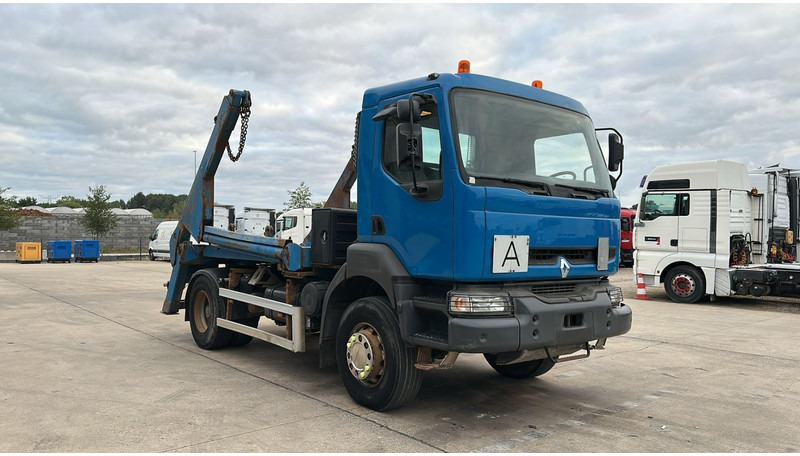 Renault KERAX (GRAND PONT / LAMES / PROPRE / BOITE MANUELLE / STEEL SUSP.) - Tipper: picture 3 Renault KERAX (GRAND PONT / LAMES / PROPRE / BOITE MANUELLE / STEEL SUSP.) - Tipper: picture 3