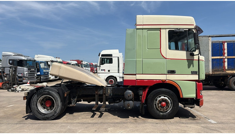 DAF XF 95.430 (EURO 3 / BOITE MANUELLE / MANUAL GEARBOX) - Tractor truck: picture 4 DAF XF 95.430 (EURO 3 / BOITE MANUELLE / MANUAL GEARBOX) - Tractor truck: picture 4