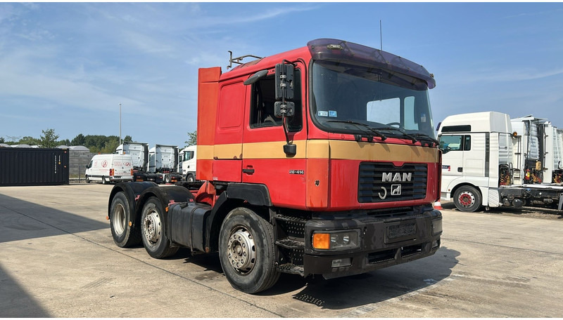 MAN 26.414 (6X2 / ORIGINAL TRACTOR UNIT / EURO 2 / MANUAL GEARBOX / BOITE MANUELLE) - Tractor truck: picture 2 MAN 26.414 (6X2 / ORIGINAL TRACTOR UNIT / EURO 2 / MANUAL GEARBOX / BOITE MANUELLE) - Tractor truck: picture 2
