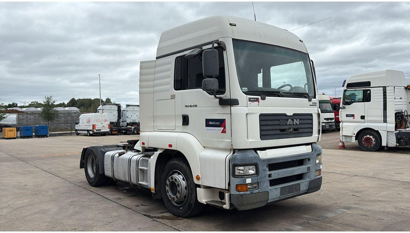 MAN TGA 18.430 (PTO / POMPE HYDRAULIQUE / MANUAL GEARBOX / BOITE MANUELLE / HYDRAULIC PUMP) - Tractor truck: picture 2 MAN TGA 18.430 (PTO / POMPE HYDRAULIQUE / MANUAL GEARBOX / BOITE MANUELLE / HYDRAULIC PUMP) - Tractor truck: picture 2