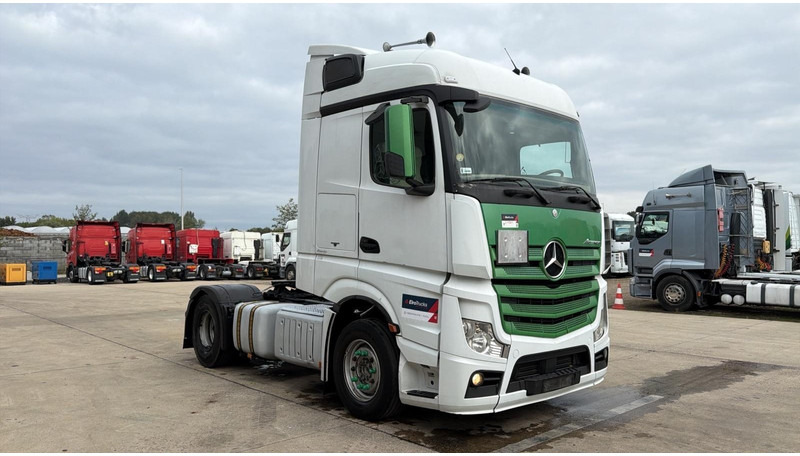 Mercedes-Benz Actros 1845 (GOOD CONDITION / PARFAIT ETAT / AIRCO / MP4) - Tractor truck: picture 2 Mercedes-Benz Actros 1845 (GOOD CONDITION / PARFAIT ETAT / AIRCO / MP4) - Tractor truck: picture 2