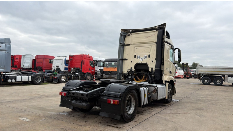 Mercedes-Benz Actros 1845 (PTO / PERFECT CONDITION / POMPE HYDRAULIQUE) - Tractor truck: picture 4 Mercedes-Benz Actros 1845 (PTO / PERFECT CONDITION / POMPE HYDRAULIQUE) - Tractor truck: picture 4