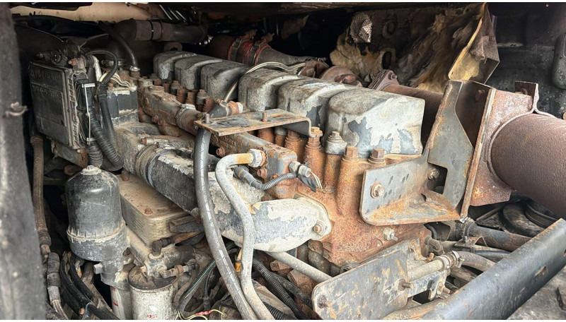 Tractor truck Renault AE 440 Magnum E-tech (BOITE MANUELLE / MANUAL GEARBOX): picture 12 Tractor truck Renault AE 440 Magnum E-tech (BOITE MANUELLE / MANUAL GEARBOX): picture 12