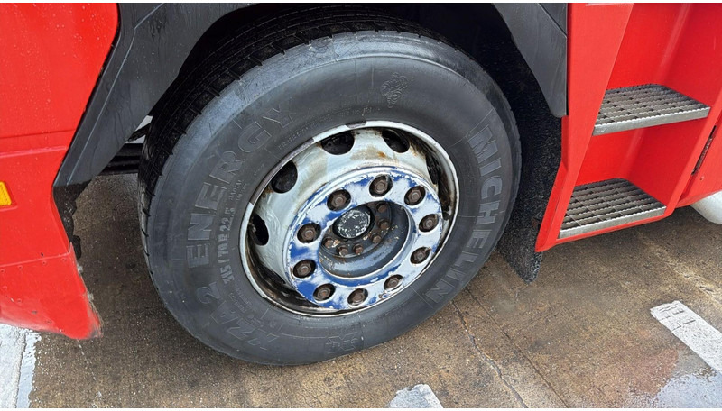 Tractor truck Renault AE 440 Magnum E-tech (BOITE MANUELLE / MANUAL GEARBOX): picture 8 Tractor truck Renault AE 440 Magnum E-tech (BOITE MANUELLE / MANUAL GEARBOX): picture 8