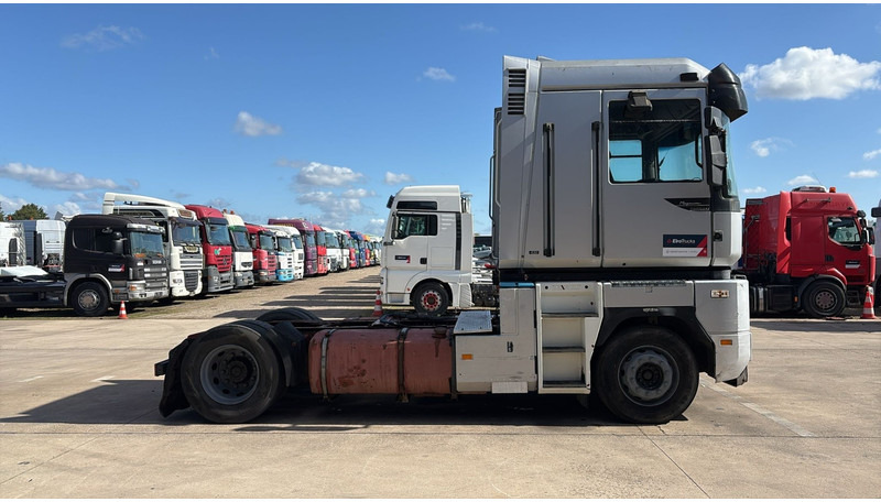 Renault Magnum 430 (POMPE MANUELLE / MANUAL PUMP / BOITE MANUELLE) - Tractor truck: picture 5 Renault Magnum 430 (POMPE MANUELLE / MANUAL PUMP / BOITE MANUELLE) - Tractor truck: picture 5