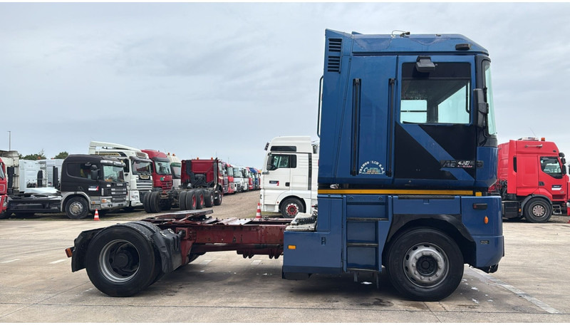 Renault Magnum 430 (POMPE MANUELLE / MANUAL PUMP / BOITE MANUELLE / MANUAL GEARBOX) - Tractor truck: picture 3 Renault Magnum 430 (POMPE MANUELLE / MANUAL PUMP / BOITE MANUELLE / MANUAL GEARBOX) - Tractor truck: picture 3