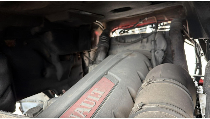 Tractor truck Renault Premium 450 DXI (BOITE MANUELLE / MANUAL GEARBOX): picture 19