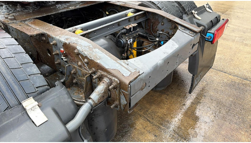 Tractor truck Renault Premium 450 DXI (BOITE MANUELLE / MANUAL GEARBOX): picture 11