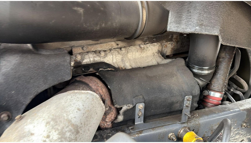 Tractor truck Renault Premium 450 DXI (BOITE MANUELLE / MANUAL GEARBOX): picture 18