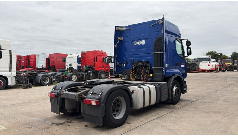 Renault Premium 450 DXI (BOITE MANUELLE / MANUAL GEARBOX) - Tractor truck: picture 5 Renault Premium 450 DXI (BOITE MANUELLE / MANUAL GEARBOX) - Tractor truck: picture 5