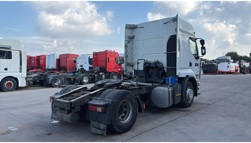 Renault Premium 460 DXI (GOOD CONDITION / AIRCO / AC / BOITE MANUELLE / MANUAL GEARBOX) - Tractor truck: picture 5 Renault Premium 460 DXI (GOOD CONDITION / AIRCO / AC / BOITE MANUELLE / MANUAL GEARBOX) - Tractor truck: picture 5
