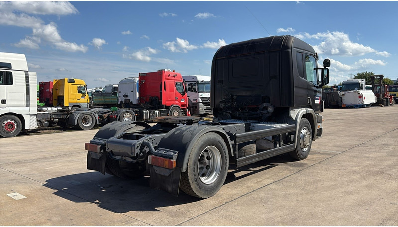 Scania 124 - 360 (MANUAL PUMP / POMPE MANUELLE / BOITE MANUELLE / MANUAL GEARBOX) - Tractor truck: picture 4 Scania 124 - 360 (MANUAL PUMP / POMPE MANUELLE / BOITE MANUELLE / MANUAL GEARBOX) - Tractor truck: picture 4