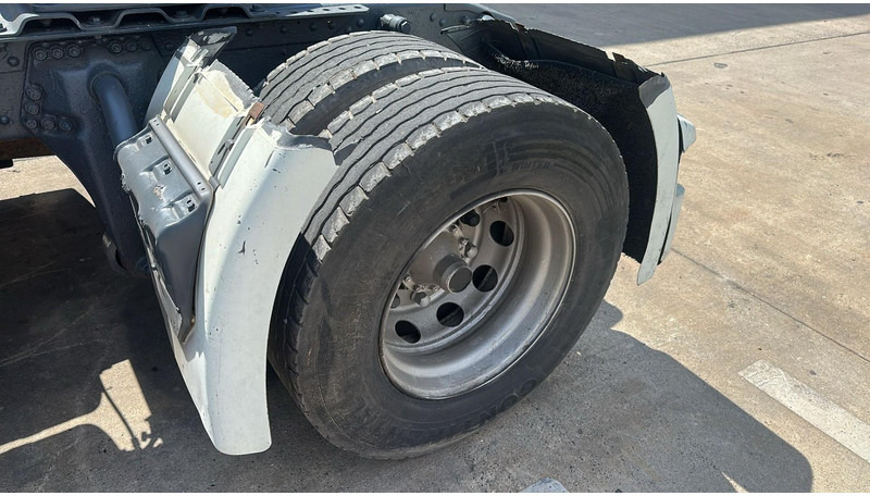 Tractor truck Scania 124-470 (MANUAL GEARBOX / BOITE MANUELLE / PDE): picture 10