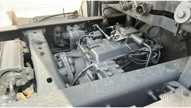 Tractor truck Scania 124-470 (MANUAL GEARBOX / BOITE MANUELLE / PDE): picture 17