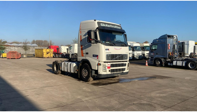 Volvo FH 12.420 (PTO / POMPE HYDRAULIQUE / BOITE MANUELLE / MANUAL GEARBOX) - Tractor truck: picture 3 Volvo FH 12.420 (PTO / POMPE HYDRAULIQUE / BOITE MANUELLE / MANUAL GEARBOX) - Tractor truck: picture 3